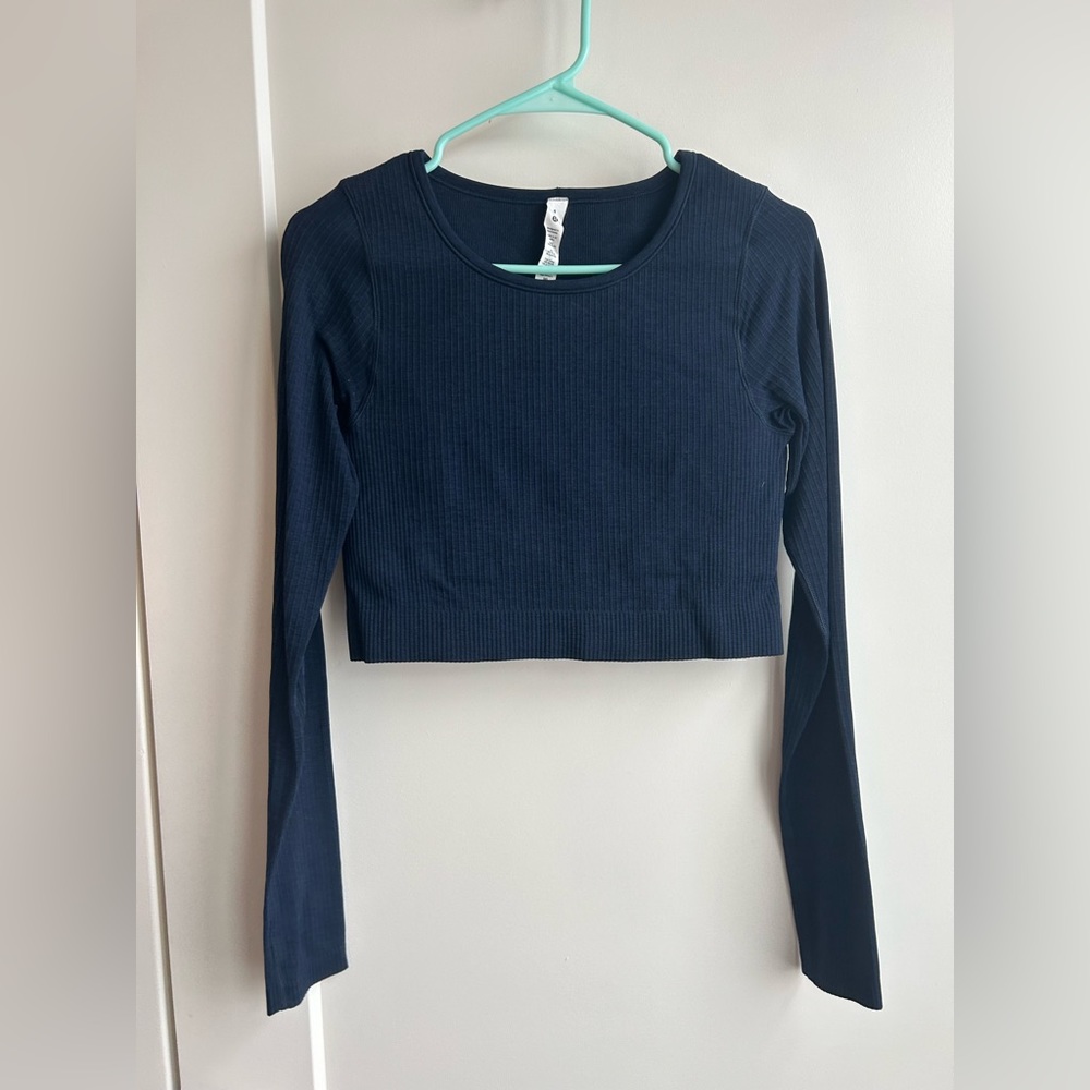 Lululemon ebb to street long sleeve size 8